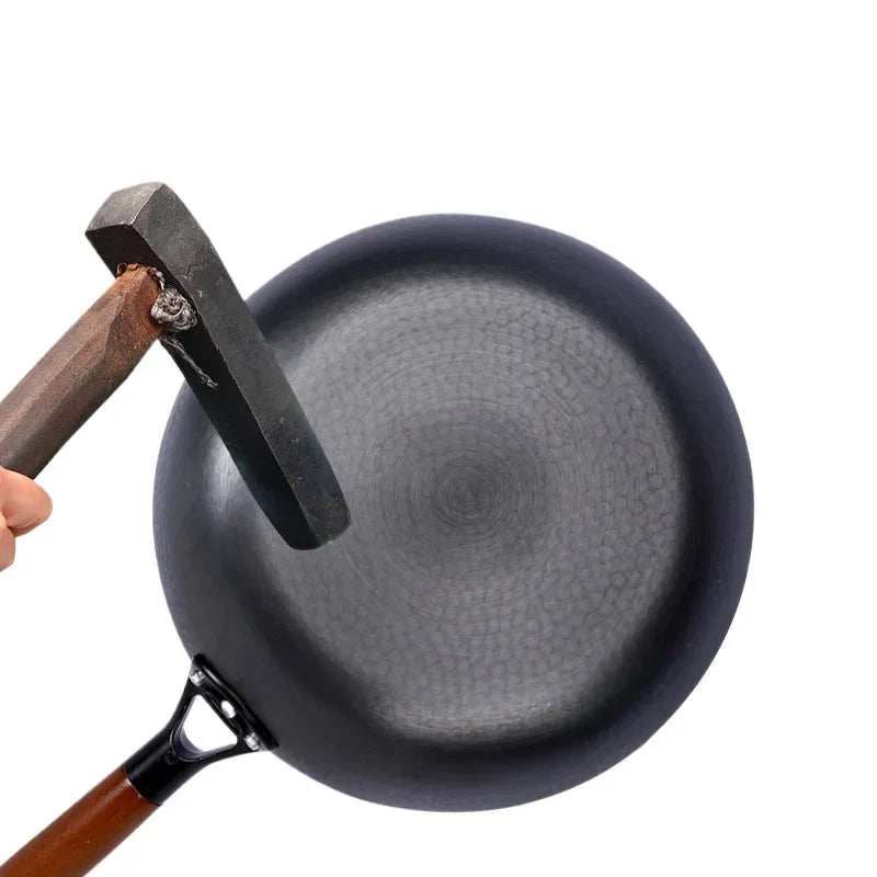 30cm Frying Pan Cast Iron Pan Uncoated Kitchen Cookware with Anti-scald Wooden Handle for Gas Stove Induction Cooker